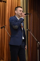 "А ПЕСНЯ ТОЖЕ ВОЕВАЛА"